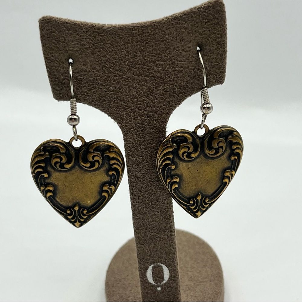 Vintage-Inspired heavy Heart brass Earrings in Gold and Black